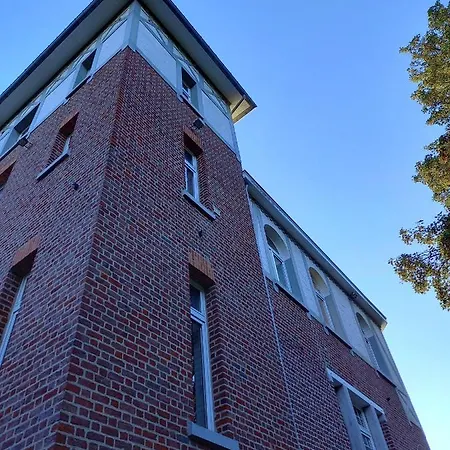 La Tour D'heloise - 10' De Bruxelles Nocleg ze śniadaniem