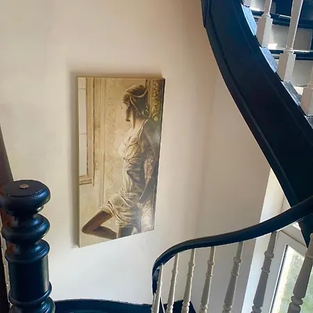 La Tour D'heloise - 10' De Bruxelles B&B 라훌페