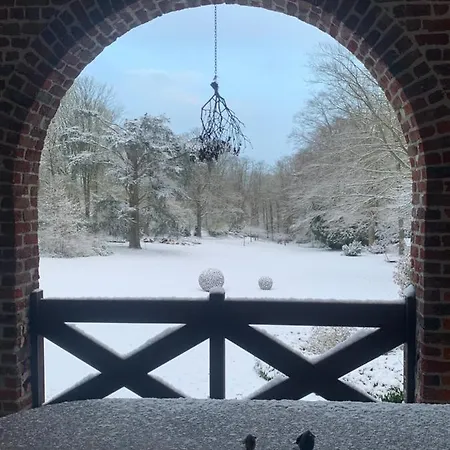 B&B La Tour D'heloise - 10' De Bruxelles
