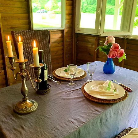 La Tour D'heloise - 10' De Bruxelles